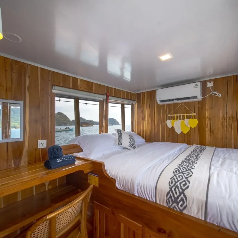 Aerwyna room Phinisi Myway