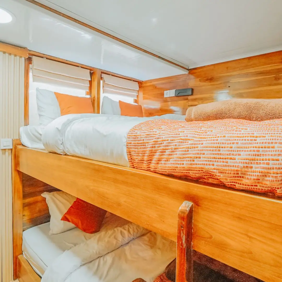 phinisi boat labuan bajo,phinisi labuan bajo