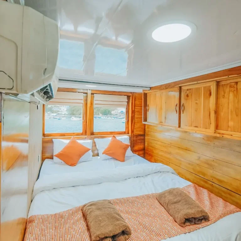 Phinisi Segara superior room