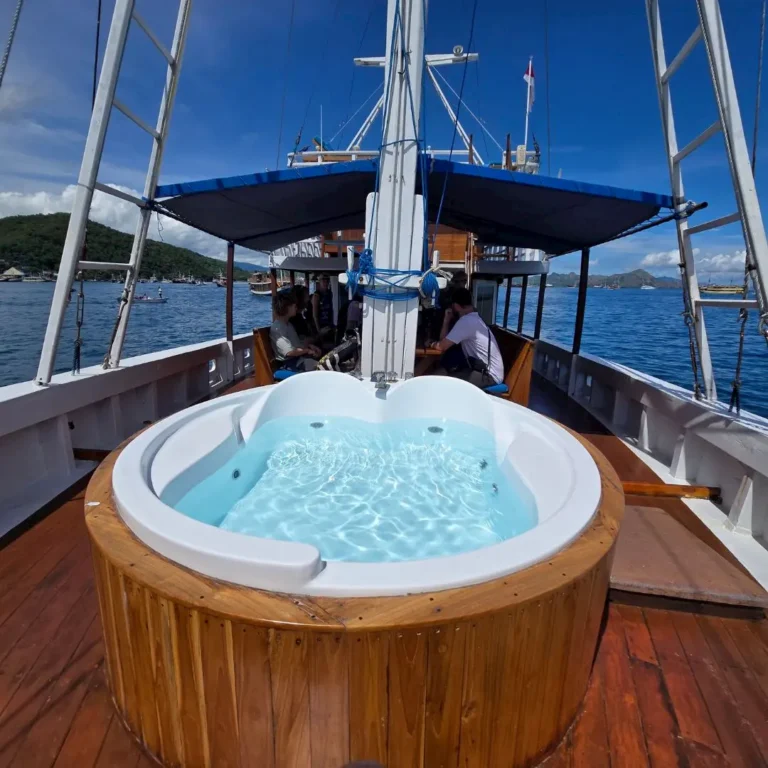 jacuzzi pelita arunika