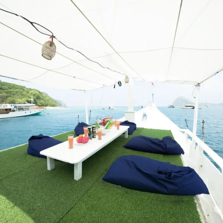 Arimby boat