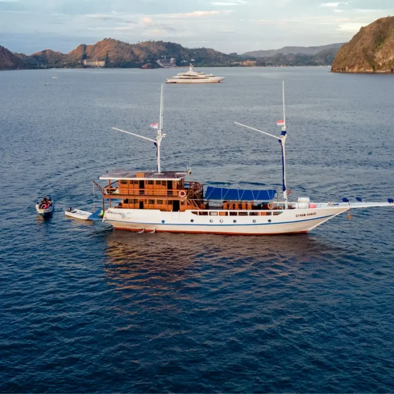 Phinisi Dream Ocean